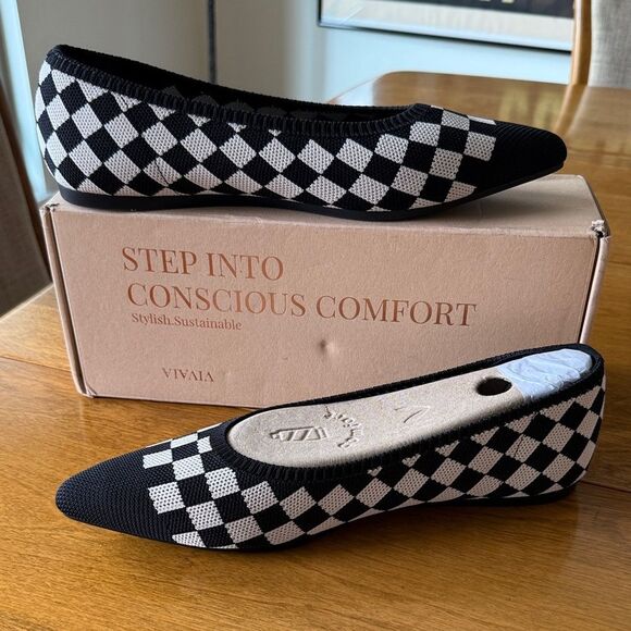 NEW Vavaia “Aria 5” flats - Picture 1 of 8